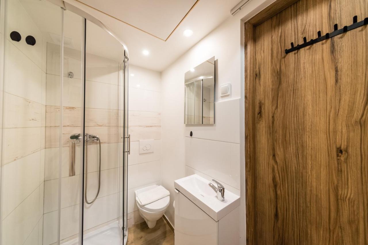 Micro Apartments 2,5 Qm - Najmniejsze Apartamenty Swiata 2,5 Mkw Cracóvia Exterior foto