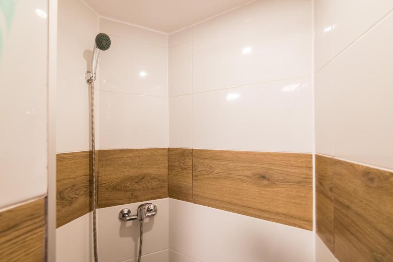 Micro Apartments 2,5 Qm - Najmniejsze Apartamenty Swiata 2,5 Mkw Cracóvia Exterior foto